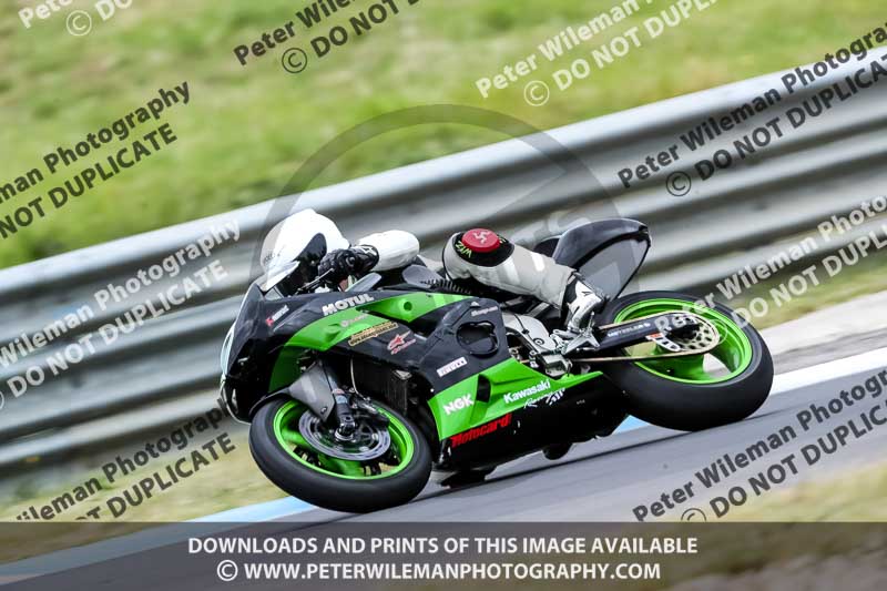 estoril;event digital images;motorbikes;no limits;peter wileman photography;portugal;trackday;trackday digital images